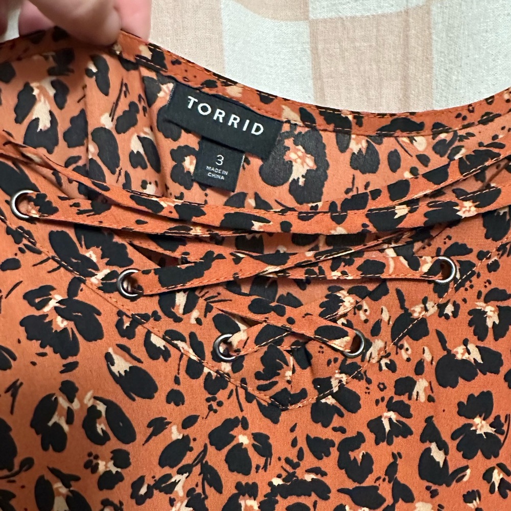 Torrid Cold Shoulder Top - Picture 2 of 4